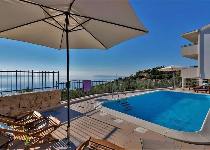 Charmy Hill With Pool Villa Podgora (Split-Dalmatia)